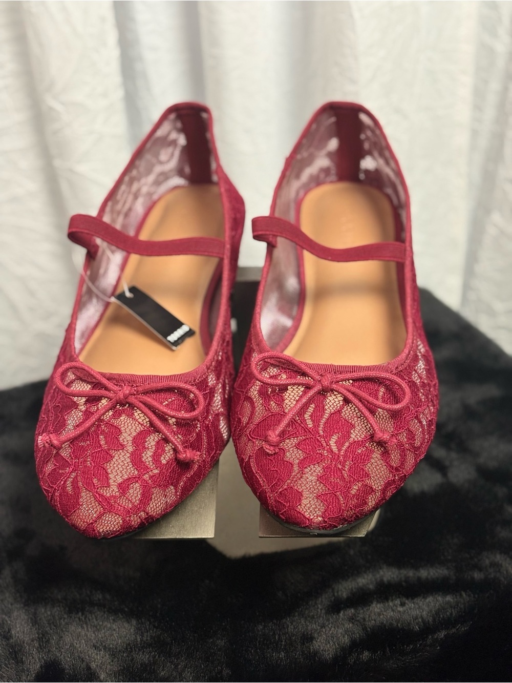 torrid Lace Mary Jane Bow Flats 10.5 WW - Picture 9 of 9